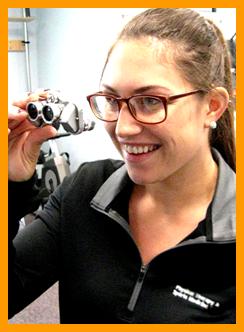 Young Woman examining binoculars.
Woman with binoculars.
Jeune femme avec jumelles.
frau mit fernglas.
Mujer joven con binoculares.
Mujer joven con prismaticos.
Kvinna med kikare.
Donna con il binocolo.
Vrouw met verrekijker.
Kvinne med kiikert.
Kobieta z lornetki.
Muz s dalekohled.
Kvinde med kikkert.
Eg no tavcsovel.
Nainen jolla on kiikarit.
Mulher com binoculos.
Sieviete ar binokli.
Moteris su ziuronu.
