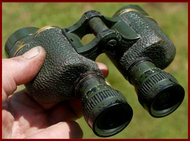 Wollensak M5 6x30 Australian Army binoculars No. 2 Mk. II/ also  US Army marked.
Wollensak M5 6x30 jumellesmilitaires de l'armee Australienne No. 2 Mk. II
Wollensak M5 6x30 militarfernglas der australischen armee No.2 Mk. II
Wollensak M5 6x30 binocolo militaire dell'esercito australiano No.2 Mk. II.
Wollensak M5 6x30 Australische leger militara verrekijker No. 2 Mk. II.
Wollensak M5 6x30 Australisk arme militaere kikare No.2 Mk.II.
Wollensak M5 6x30 binoculares militares del ejercito Australiano No. 2 Mk.II.
Wollensak M5 6x30 prismaticos militares del ejercito Australiano No.2 Mk.II.
Wollensak M5 6x30 Australisk haer militaere kikkert No.2 Mk.II.
Wollensak M5 6x30 lornetka wojskowa armii Australijskiej. No. 2 Mk. II
Wollensak M5 6x30 Australsky armadni vojensky dalekohled No.2 Mk. II
Wollensak M5 6x30 den Australske haers militaerkikkert No.2 Mk. II
Wollensak M5 6x30 az Ausral hadsereg katonai tavcsovel No.2 Mk. II
Wollensak M5 6x30 Australian armeijan kiikarit No.2 Mk. II
Wollensak M5 6x30 Australijas armijas militarais binoklis No.2 Mk II
Wollensak M5 6x30 Australijos armijos kariniai kariniai ziuronai No.2 Mk. II

 