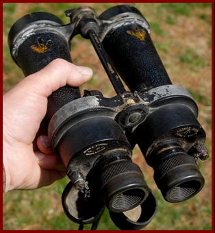 Barr & Stroud CF 41 British Navy military Binoculars HMS Queen Elizabeh.x
Barr & Stroud CF 41 jumelles militaires de la Marine Britannique HMS Queen Elizabeth..
Barr &  Stroud CF41 militarfernglas der Britischen marine HMS Queen Elizabeth..
Barr & Stroud CF41 binoculares militares de la armada Britanica 
Barr & Stroud CF 41 Brittiska flottans militaria kikare HMS Queen Elizabeth.
Barr & Stroud CF41 Britse marine militaire verrekijker HMS Queen Elizabeth.
Barr & Stroud CF41 binocolo militaire de la marina britannica HMS Queen Elizabeth.
Barr & Stroud CF 41 den Britiske marinensmilitaere kikkert HMS Queen Elizabeth.
Barr & Stroud CF 41 lornetka wojskowa Brytyjskiej marynarki wojennej.
Barr & Stroud CF 41 vejenske dalekohledy Britiskeho namornictva.
Barr & Stroud CF41 Britisk flade militaer kikkert HMS Queen Elizabeth.
Barr $ Stroud CF41 Brit haditengereszet katonai tavcsovek HMS Queen Elizabeth.
Barr & Stroud CF41 Ison Britannian laivaston armeijan kiikarit.
Barr & Stroud CF41 binoculos militares da marinha Britanica HMS Queen Elizabeth.
Barr & Stroud C41 liebritanijas flote militarie binokli HMS Queen Ezizabeth.
Barr & Stroud CF41 Britu karinio juru laivyno karinial ziuronai HMS Queen Elizabeth.