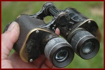 Huet 8x30 trinotix french miliitary binoculars. 
Huet 8x30 Trinotix jumelles militaires de l'armee francaise.
Huet 8x30 Trinotix militar fernglas de franzosischen armee.
Huet 8x30 Trinotix binoculares militares del ejercito
Huet 8x30 Trinotix binocolo militaire dell'esercito francese.
Huet 8x30 Trinotixfranska armens Militar kikare
Huet 8x30 Trinotix franse leger Militaire verrekijker
