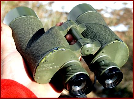 1944 US M-16 Nash Kelvinator 7x50 military binoculars.
1944 Etats-Unis jumelles militaires M-16 Nash Kelvinator 7x50.
1944 Estados Unidos binoculares militares M-16 Nash Kelvinator 7x50.
1944 Stati Uniti M-16 Nash Kelvinator 7x50 binocolo militaire.
1944 USA M-16 Nash Kelvinator 7x50 militar kikare.
1944 M-16 Nash Kelvinator verrekijker.