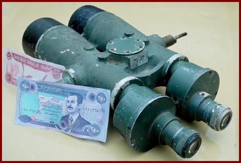 Iranian army binoculars.
Iran Iraq war binoculars.
Captured battle damaged Iranian army border binoculars
La bataille capturee a endommage les jumelles frontalieres de l'armee Iranienne.
Erbeutete sclacht beschadigte Iranische armee grenzfernglas.
Batalla capturadada dano binoculares fronterizos del ejercito Irani.
Erovrad strid skadade Iranska armens granskikare.
La battaglia catturata ha danneggiato il binocolo di frontiera sell'esercito Iraniano.
Veroverde slag  beschadigde Iraanse leger grens verrekijker.
erobret kamp skadet den Iranske haerens grensekikkert.
Zdobyta bitwa uszkodzila lornetke graniczna armii Iranskiej.
Ukoristena bitva poskodila pohranicni dalekohled Iranske armady.
Erobret kamp beskadigede den Iranske haersgraensekikkert.
Az elfogott csata megrongalta az Ilani hadsereg hatartavcsovet.
Kaapattu taistelu vaurioitti Iranin armeijan rajakiikareita.
Batalha capturada danificou binoculos fronteiricos do exercito Iraniano.
Sagustita kauja sabojaja Iranas armijas robezas binokli.
Uzfiksuotas musis apgadino Irano armijos pasienio ziuronus.