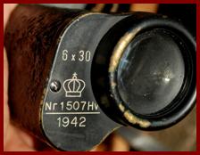 1942 Nife 6x30 Swedish army monoculars.
1942 Nife 6x30 monoculaire de l'armee Suedoise.
1942 Nife 6x30 monokular der Schwedischen armee.
1942 Nife 6x30 monocular del ejercito Sueco.
1942 Nife 6x30 Svenska armen monokular.
1942 Nife 6x30 monocolo dell'escercito Svedese.
1942 Nife 6x30 Zweeds keger monoculair.
1942 Nife 6x30 Svensk haer monokulaer.
1942 Nife 6x30 monokulaqr armii Szwedzkiej.
1942 Nife 6x30 den Svenske haer monokulaer.
1942 Nife 6x30 a Sved hadsereg monokularis.
1942 Nife 6x30 Ruotsin arneijan monokulaarinen.
1942 Nife 6x30 exercito Sueco monokulars.
1942 Nife 6x30 Zviedrijas armijas monokulars.
1942 Nife 6x30 Svedijos armijos monokuliaras.