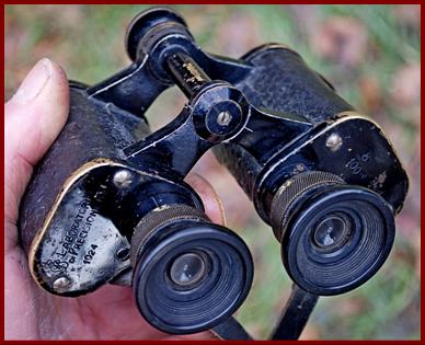 1924 Laboratorio di Presisione 8x26 Italian army military binoculars.
1924 Laboratoria di Presisione 8x26 jumelles militaires de l'armee italienne.
1924 Laboratorio di Presisione 8x26 militarfernglas de italienischen armee.
1924 Laboratorio di Presisione 8x26 binoculares militares del ejercito Italiano.
1924 Laboratorio di Presisione 8x26 Italienska armens militaria kikare.
1924 Laboratorio di Presisione 8x26 binocolo militare dell'essercito Italiano.
1924 Laboratoria di Precisione 8x26 Italiaanse keger miliaire verrekijker.
1924 Laboratorio di Precisione 8x26 den Italienske haerens militaere kikkert.
1924 Laboratorio di Precisione 8x26 lornetka wojskowa armii wioskiej.
1924 Laboratorio di Precisione 8x26 vojensky dalekohled italske armady.
1924 Laboratorio di Precisione 8x26 den Italienske haers militaere kikkert.
1924 Laboratorio di Precisione 8x26 Olasz hadsereg katonai tavcso.
1924 Laboratorio di Precisione 8x26 Italian armeijan sotilaskiikarit.
1924 Laboratorio di Precisione 8x26 binoculos militares do exercito italiano.
1924 Laboratorio di Precisione 8x25 Italijas armijas militarie binokli.
1924 Laboratorio di Precisione Italijos armijos kariniai ziuronai.
