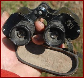 1946 KMZ Russian arm military binoculars.
1946 KMZ jumelles militaires de l'armee Russe.
1946 KMZ militarfernglas de Russischen armee.
1946 KMZ binoculares militares del ejercito Rusa.
1946 KMZ prismaticos militares del exercito Ruso.
1946 KMZ Ryska armena militara kikare.
Binococolo militare dell'esercito Russo KMZ 1946.
1946 KMZ Russische leger militaire verrekijker.
1946 KMZ militaere kikkert.
1946 KMZ lornetka wojskowa armii Rosyjskiej.
1946 KMZ vojensky dalekohled Ruske armady.
1946 KMZ Russiske haer militaer kikkert.
1946 KMZ orosz hadsereg katonai tavcsovek.
1946 KMZ venajanarmijansotilaskiikarit.
1946 KMZ krievijas armijas militarais binoklis.
1946 KMZ Rusijos armijos kariniai ziuronai.
